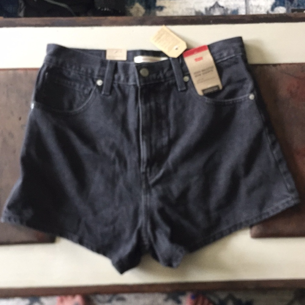 Brand new black Levi’s shorts